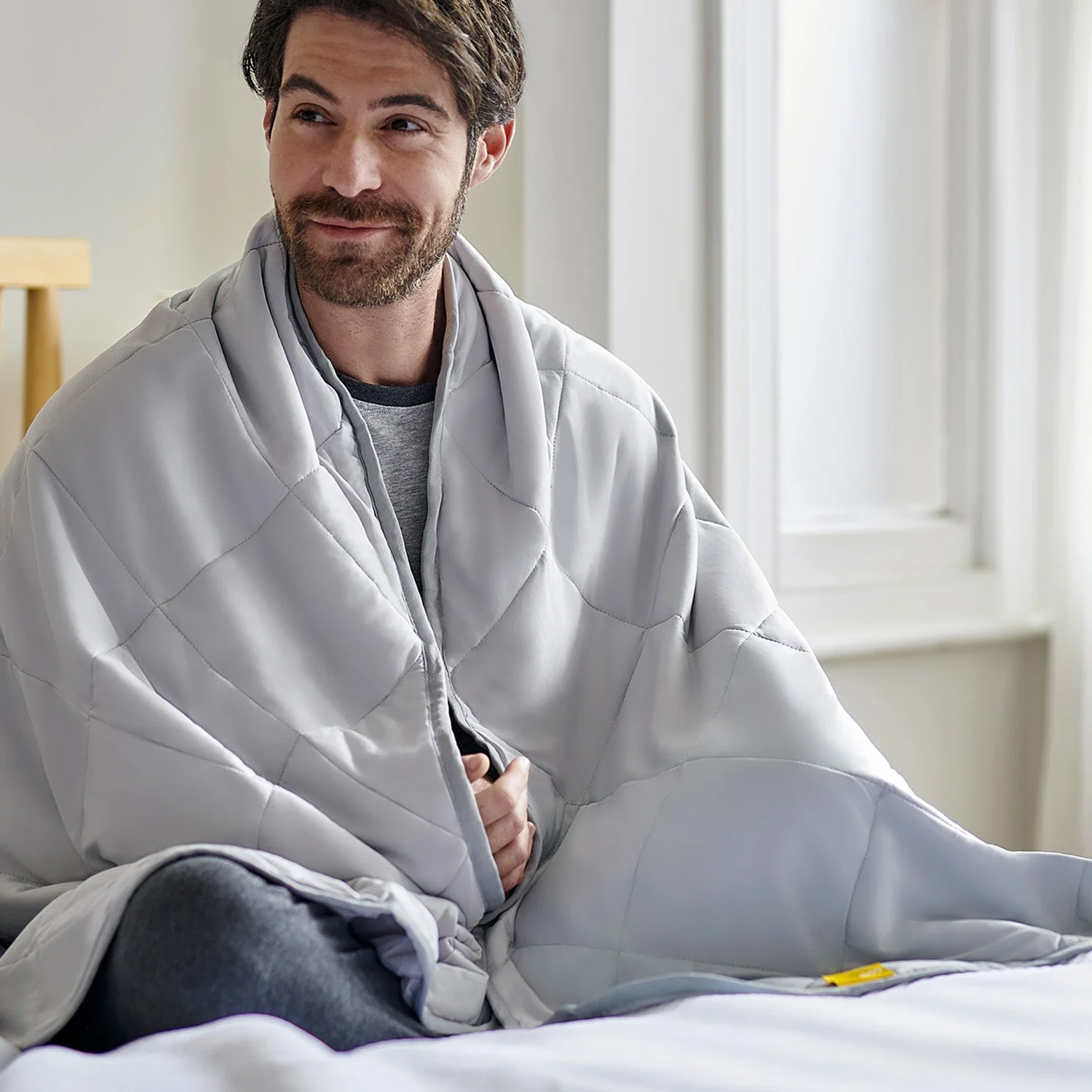 Luxury Cooling Blanket - Multi-Season, Lightweight & Soft - Image 6