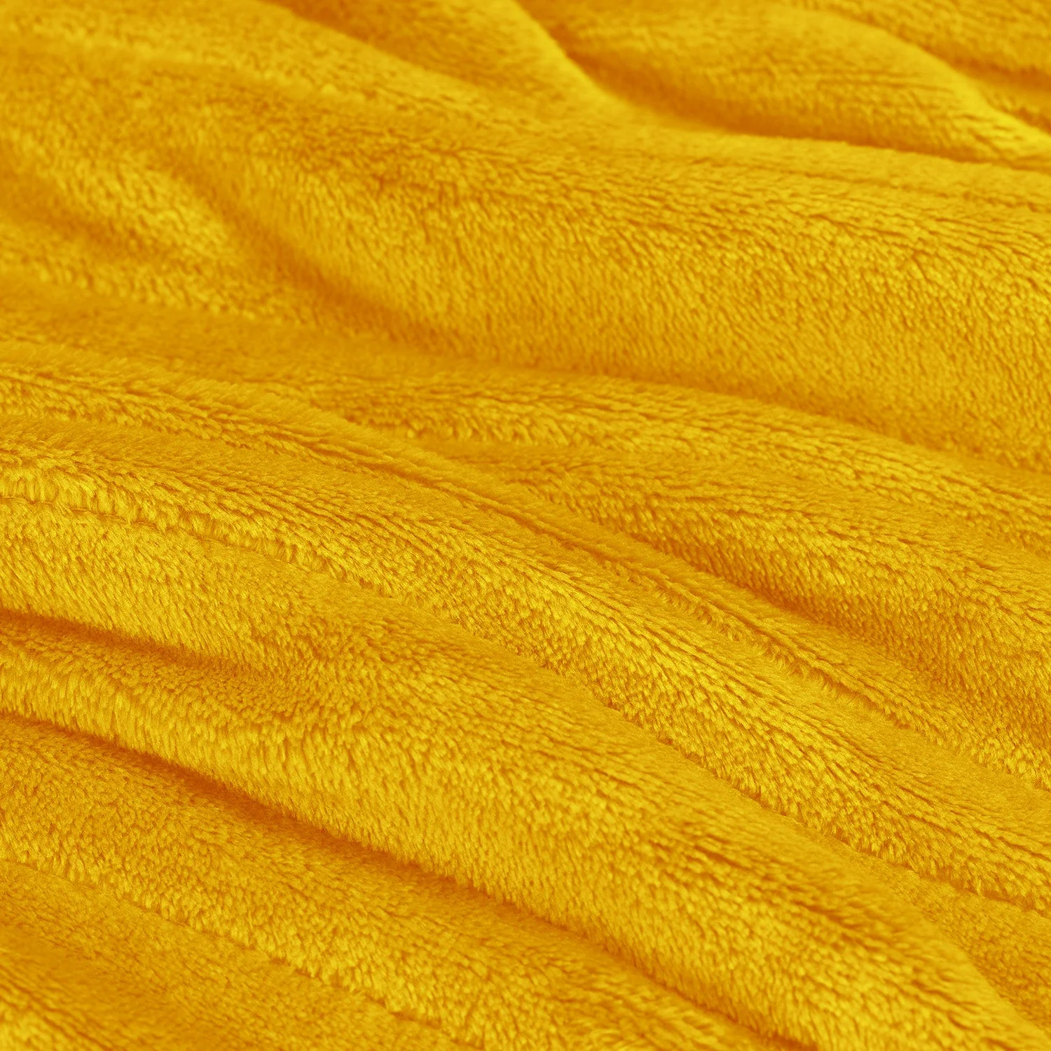 Fleece & Sherpa Electric Heated Throw - Mustard - Image 3